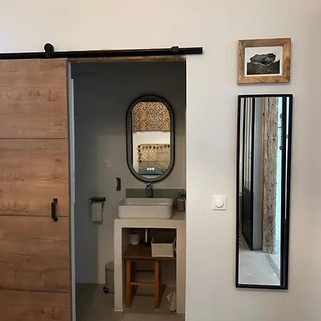 Appartement L'écusson Vert, T2 Et Climatisé